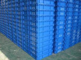 供應汽車行業專用可堆式塑料周轉箱——上海塑料物流箱助力汽車包裝高效升級