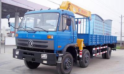 貴陽東風單橋隨車吊與徐工直臂式隨車吊的專業選購指南